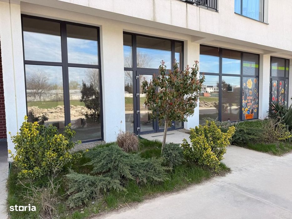 Spatiu Comercial 67 mp Aerocity | Tunari