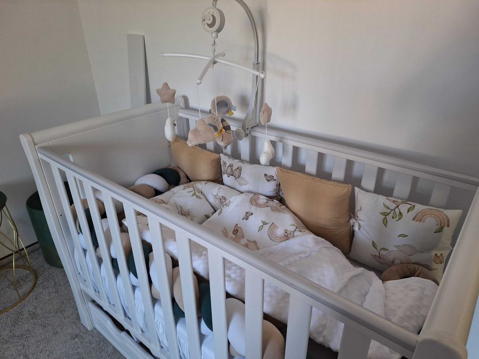 Patut copil -lenjerie  si carucior Kraussman