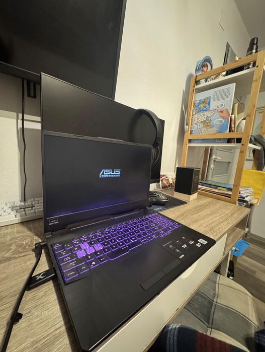 Laptop de gaming asus tuf f15