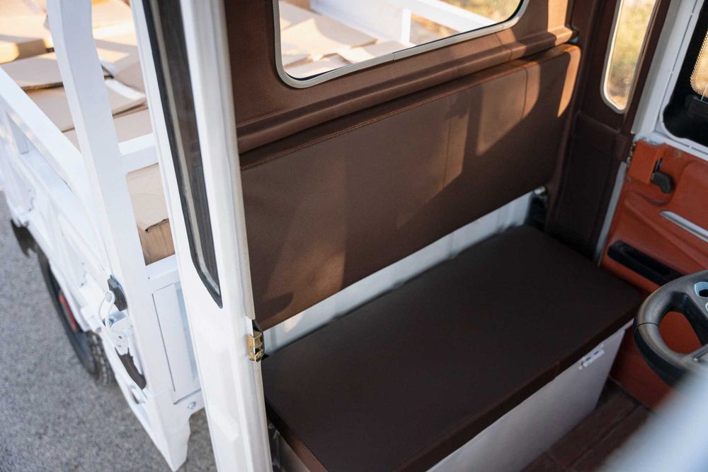 Triciclu Electric KUBA E-Kamyonet CU VOLAN - FARA PERMIS