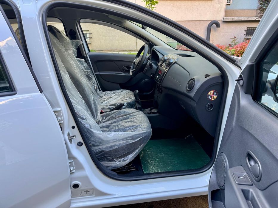 Dacia Logan/ 18000km reali/  model Start-Stop 2019/ Primul proprietar cumpărată de la Meridian Dacia