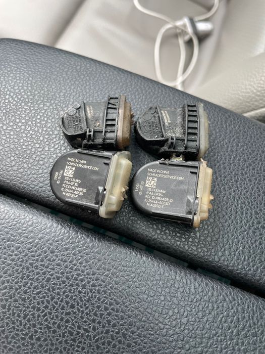 Датчици за налягане на гумите 315/433MHz за Mercedes и др.