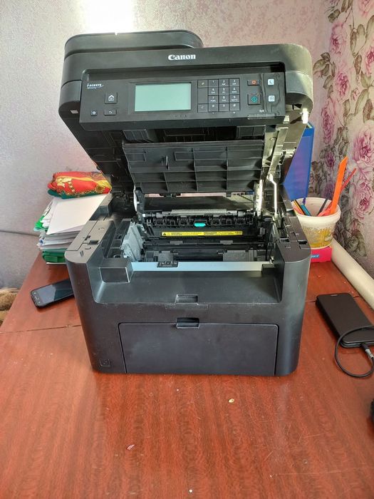 Продам принтер в отличном  состоянии