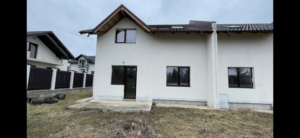 De vanzare casa p+m  in Moara Greci