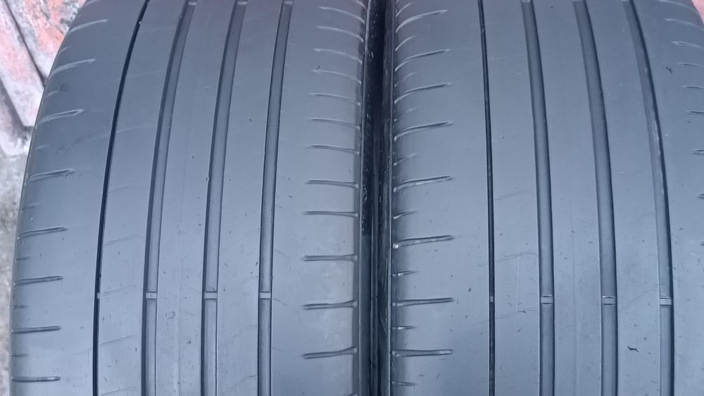 255/40/19 Pirelli Дот 2123