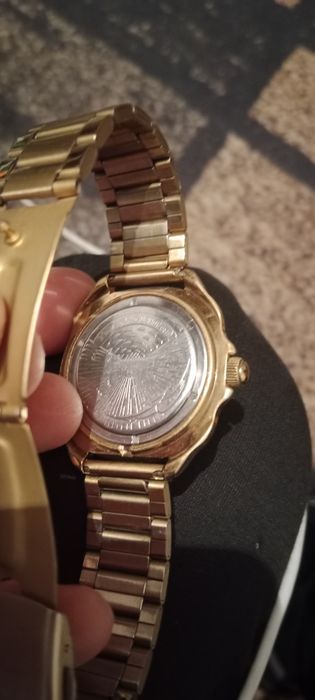 Продам командирские наручные часы.