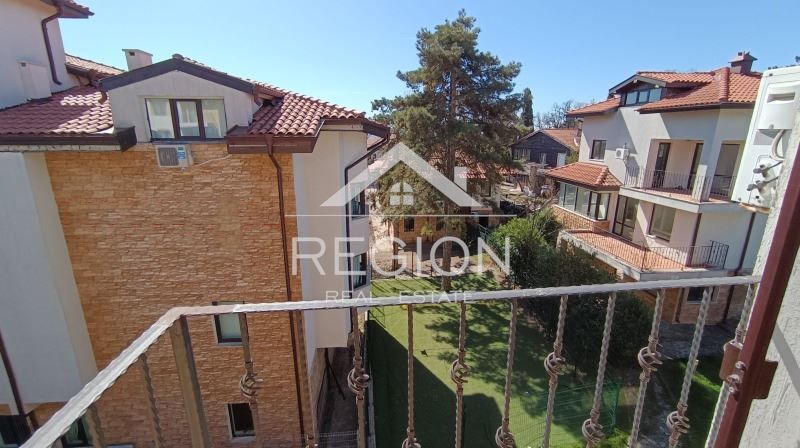 Дава се под наем Тристаен апартамент в Варна, м-т Траката - 104 кв.м за 700 € - Снимка #8