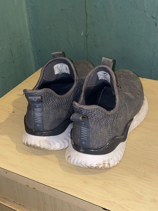 Adidasi vty 43 marime