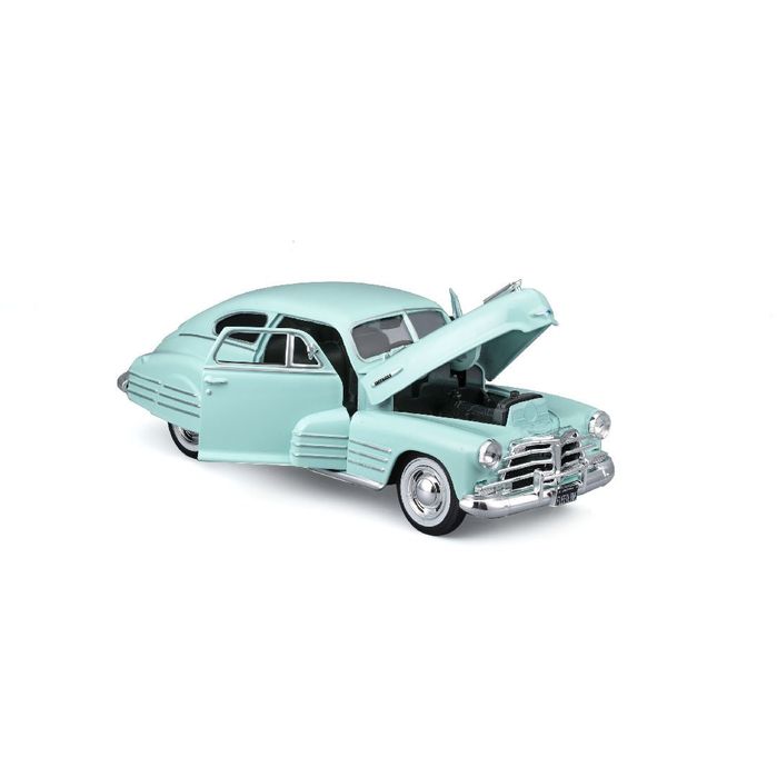 Macheta auto Chevrolet Chevy Fleetline Aerosedan 1948 1:24 Maisto