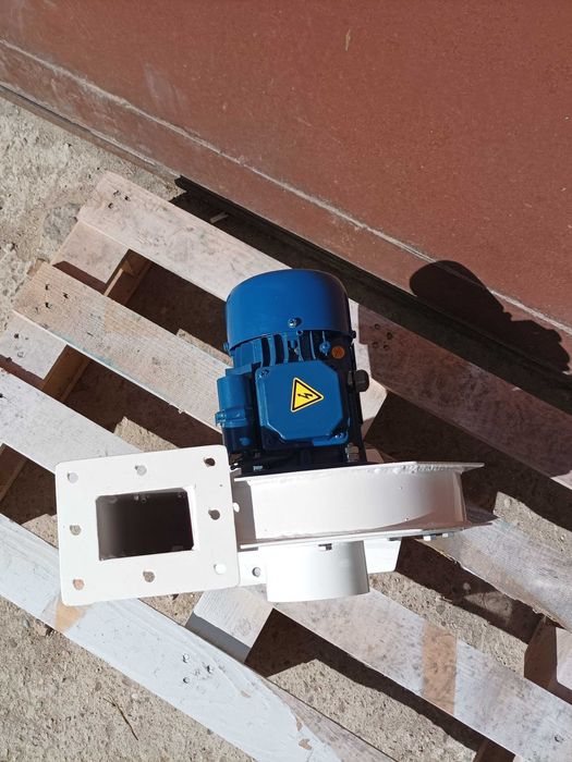 Вентилатор центробежен 200 m3/h при 900 Pa