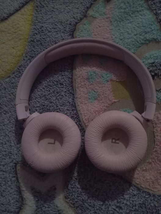 продам наушники оригинал