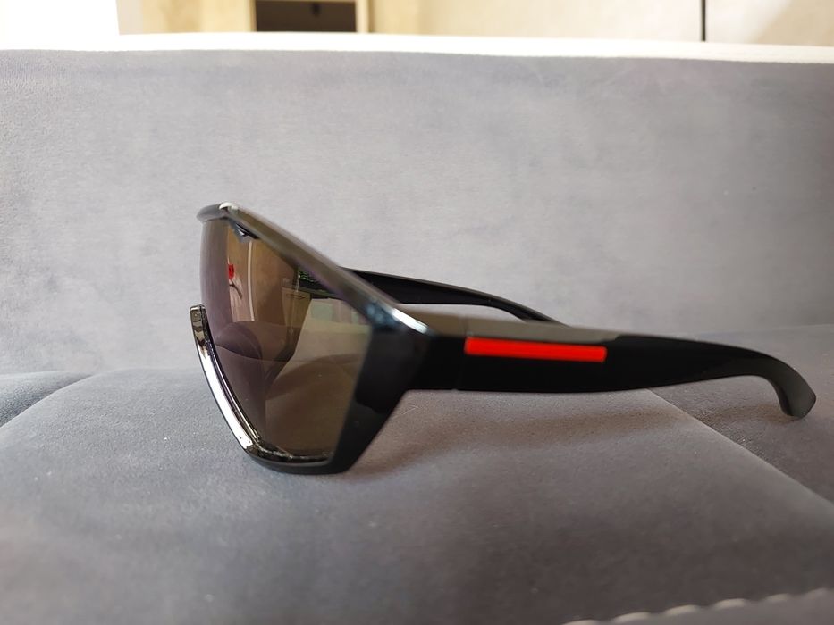 Очки Prada Linea Rossa