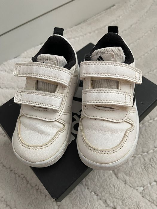 Детски маратонки Adidas размер 22