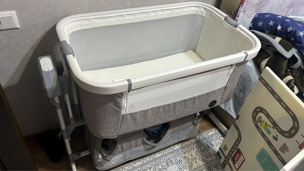 Продам манеж с маятником, коробка в наличии, Kidilo