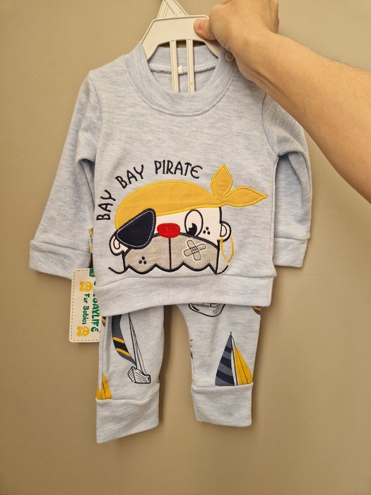 Продам одежду для новорожденных