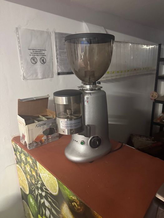 Кафе машина професионална Малечка