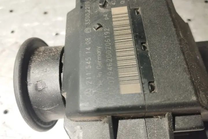 Contact parte electrica Mercedes-Benz E-Class 2005