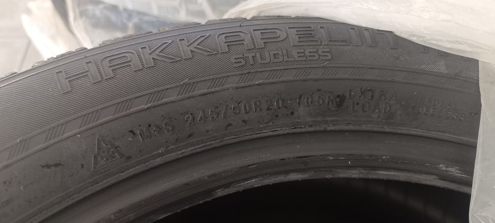 Продам зимние шины. Nokian