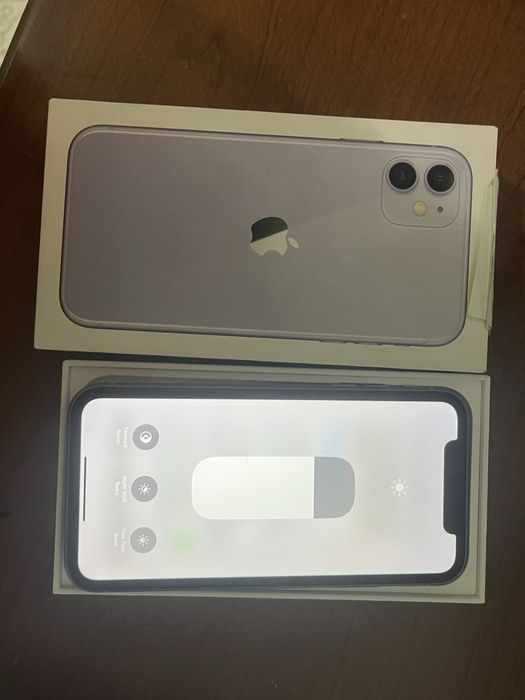 Айфон 11 с коробкой