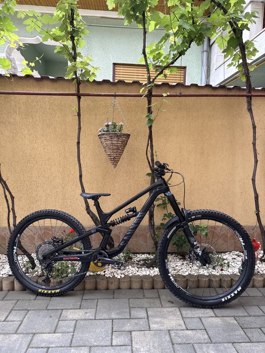 Canyon Torque Cf8