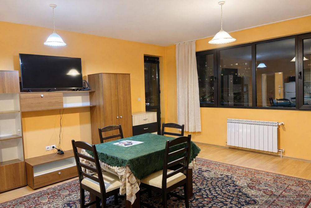 Четиристаен апартамент в ж.к. Стрелбище..