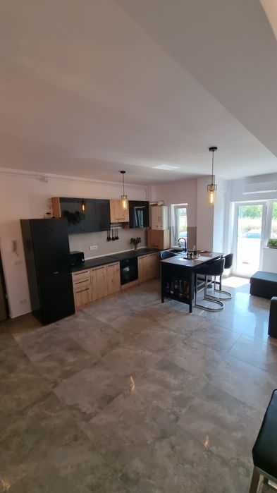 Apartament cu doua camere de inchiriat — fotografia 3