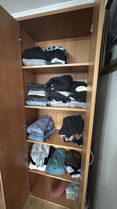 Продаю шкаф для вещей самовывоз