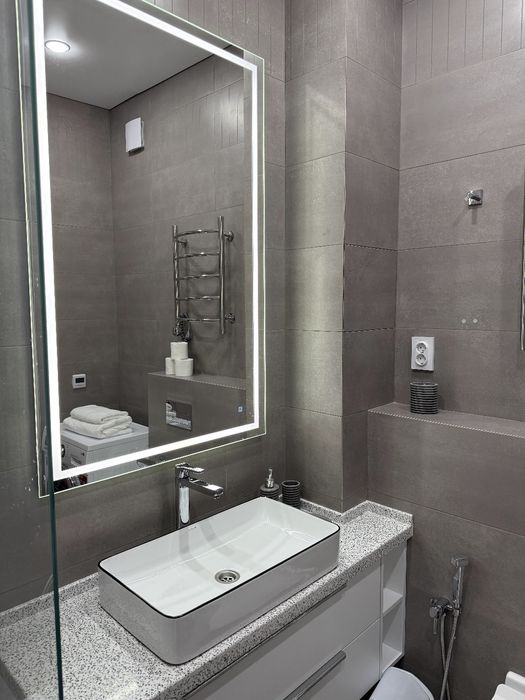 Сдам посуточно элитную квартиру