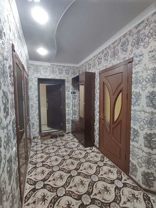 Srochna vagzalda 2 xonali uy ijoraga beriladi