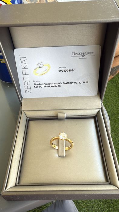 Inel cu diamant de logodna