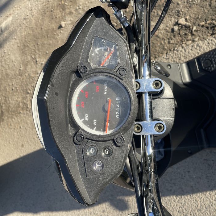 Бумер продается 150 куб