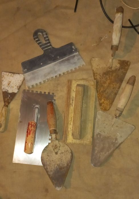 Молотки и шпатели советские.
