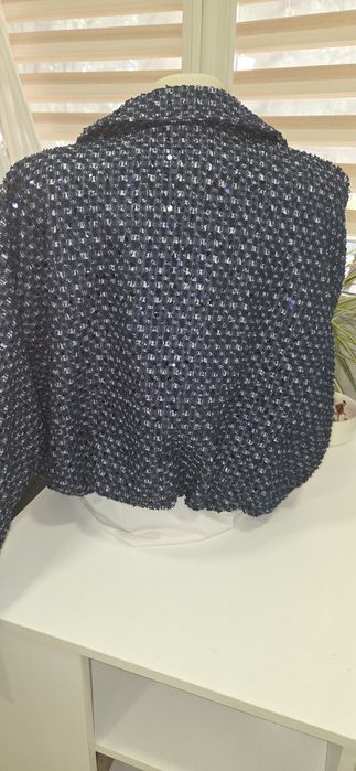 Луксозно, италианско дънково яке