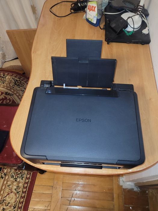 Vând imprimantă Epson xp245