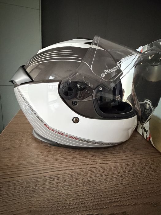 BMW Steet X каска