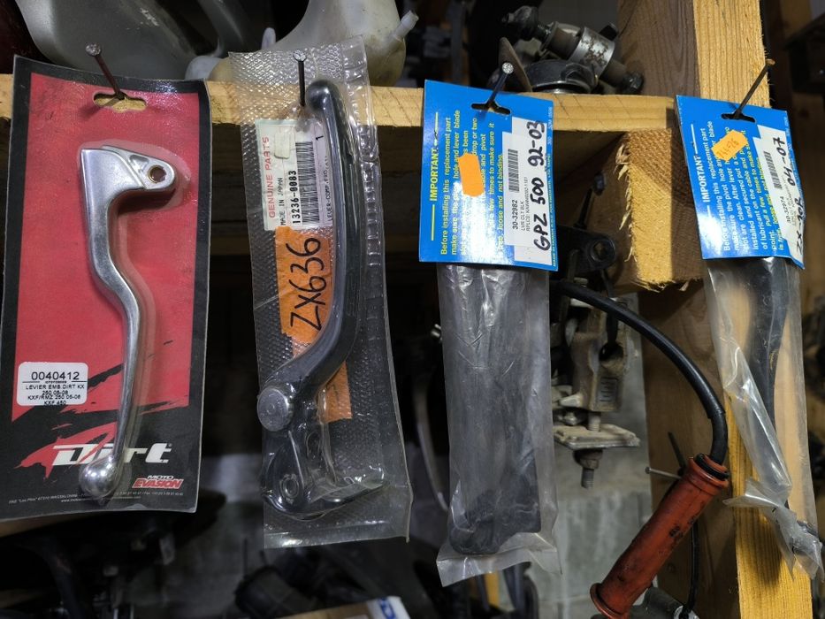 Ръчки за мотори Suzuki honda Yamaha Kawasaki