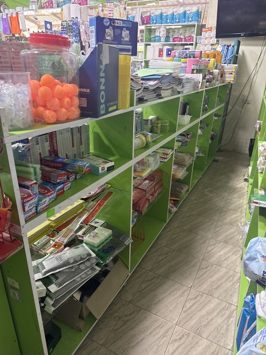 Vitrina polka tezda sotiladi ideal holati