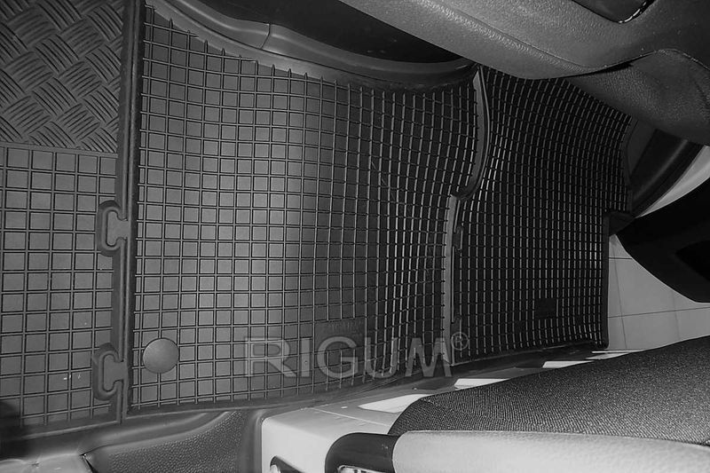 Гумени стелки MERCEDES Sprinter 2/3места от 2018 г. VS30