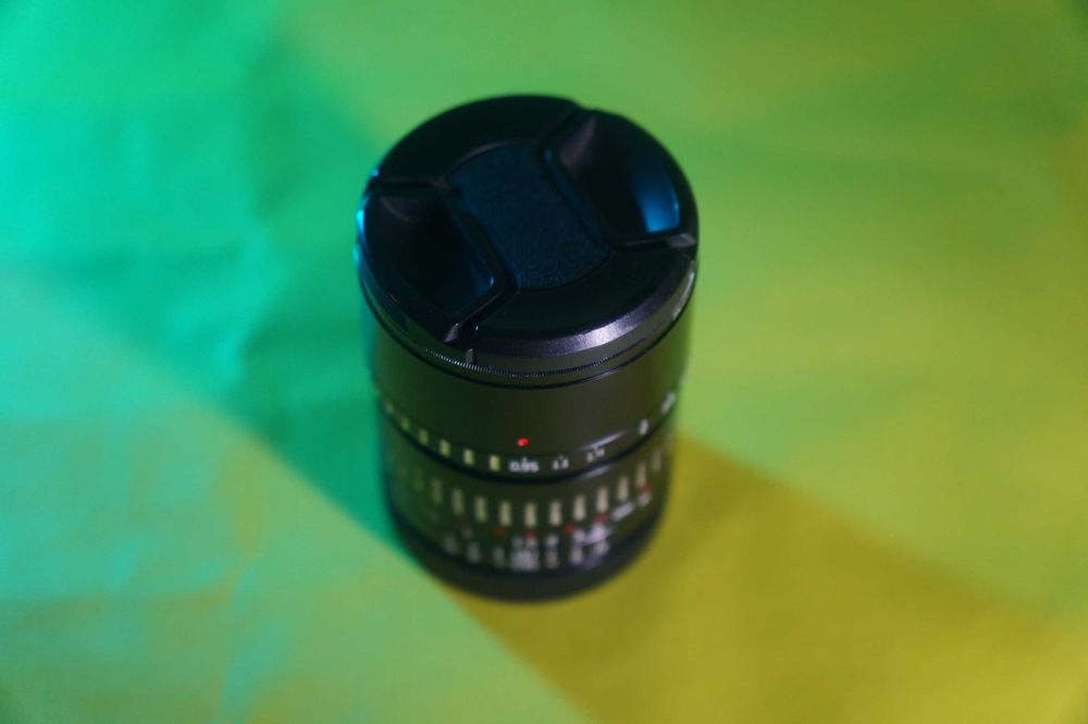 Обектив 7Artisans 50/0.95 за SONY E-Mount APS-C