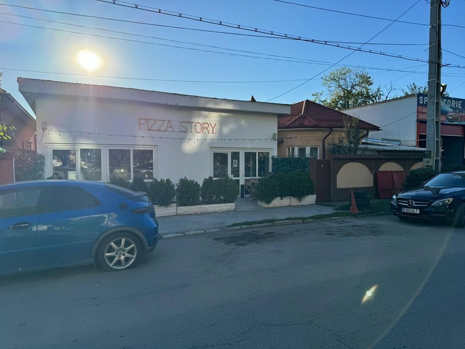 Vând casa+spatiu comercial!