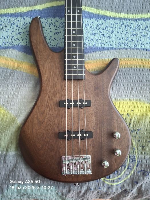 Ефекти за китара  11 бр. БАС КИТАРА  Ibanez GSR180LBF