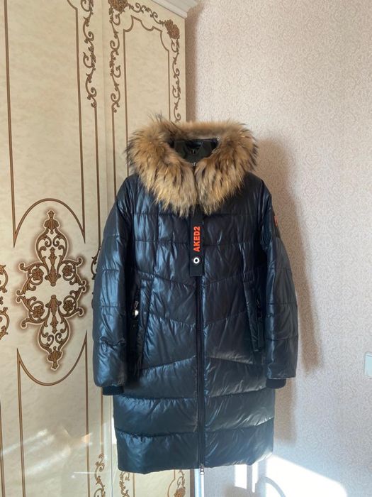 Продам зимнюю куртку