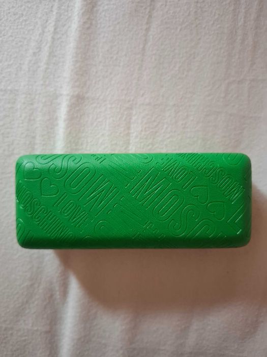 Слънчеви очила Moschino