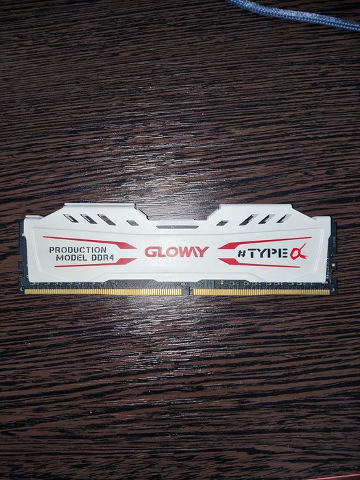 Оперативная память Gloway DDR4 16 Гб 2400 МГц