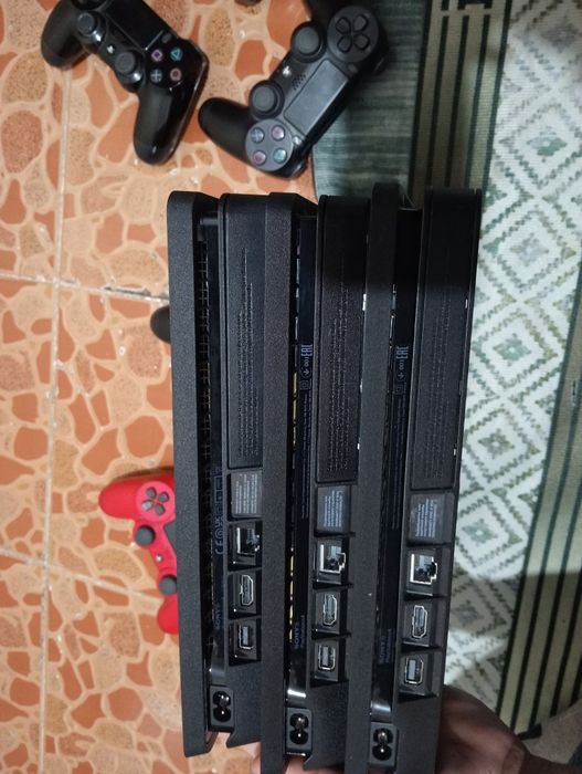 Playstation 4 slim 3 шт