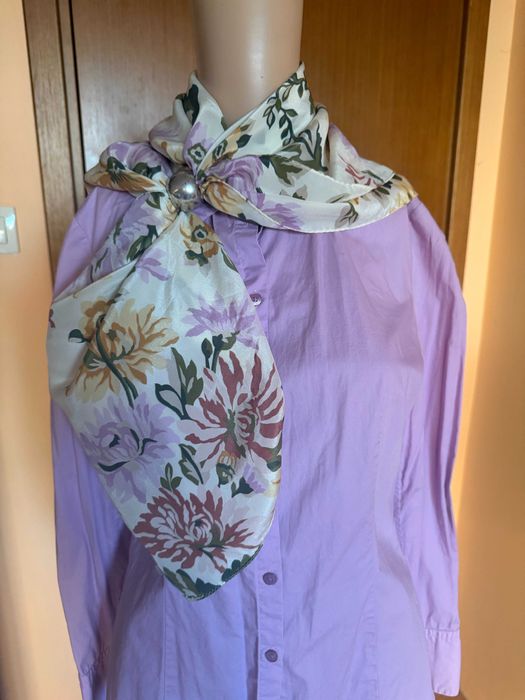 Копринен шал с флорален десен