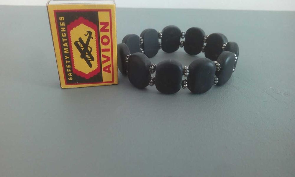 Браслет из черного нефрита Бяньши