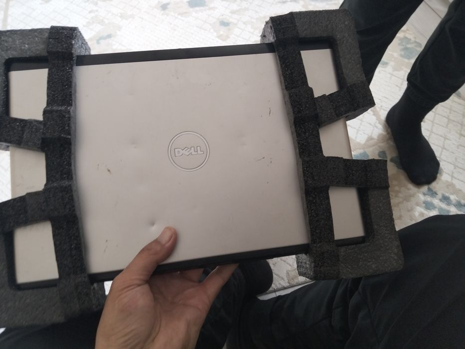 Ноутбук Dell рабочий