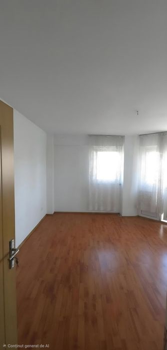 Ofer spre vanzare apartament zona Casa Cartii deasupra fostul Sigma