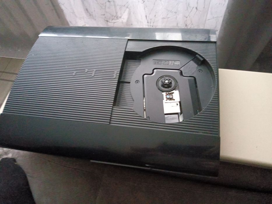 Сони плейстешен три